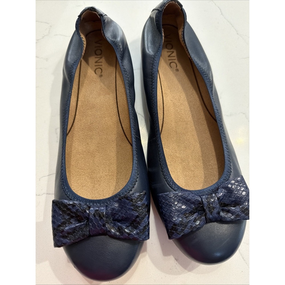 VIONIC Zelda Blue Leather Slip On Flat With Bow Size 9 NWOT